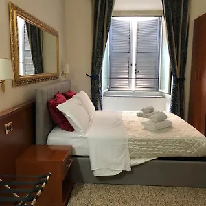 https://a-rosmini-suites.it-romehotels.com